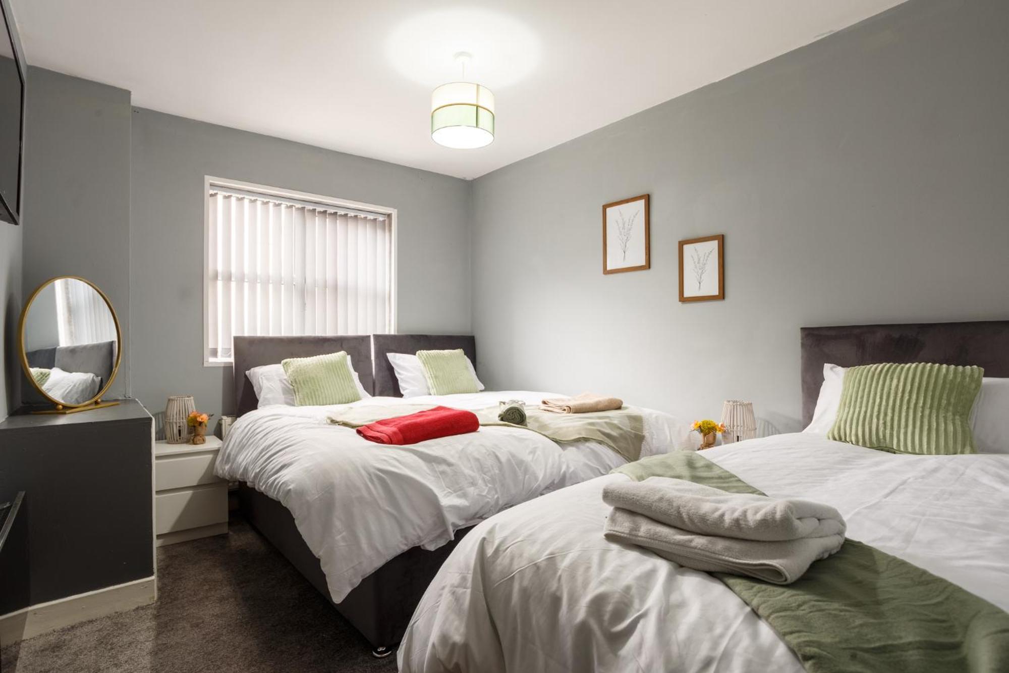 Lovely Getaway Apartment: Two-bedroom In *
